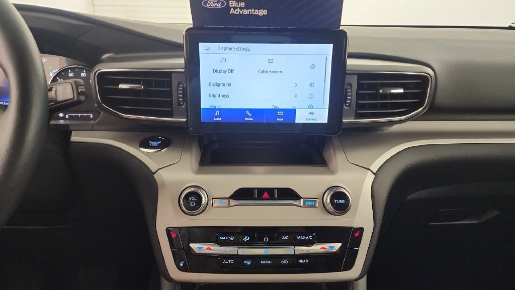 Certified 2024 Ford Explorer XLT w/ Equipment Group 202A AWD/4WD image 14