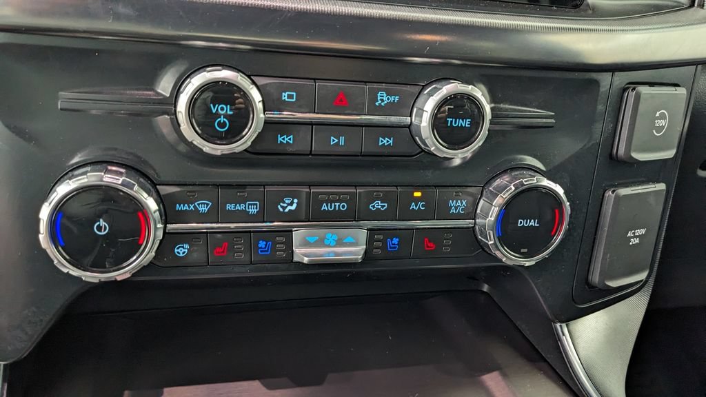 Certified 2025 Ford F150 Platinum AWD/4WD image 29
