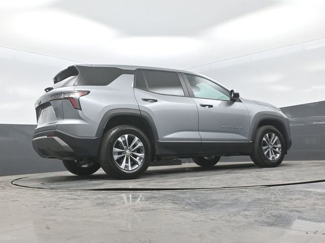 Used 2025 Chevrolet Equinox LT AWD/4WD image 21