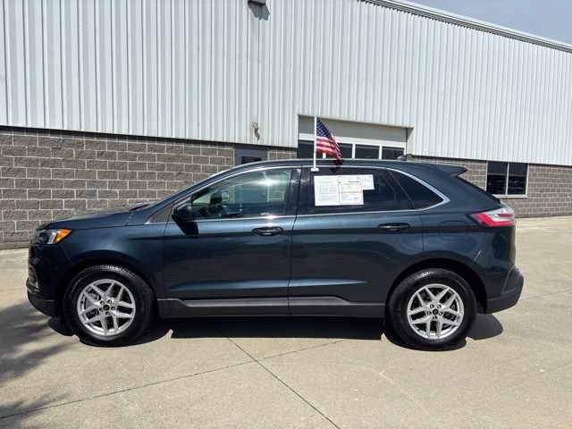Certified 2024 Ford Edge SEL w/ Convenience Package AWD/4WD image 9