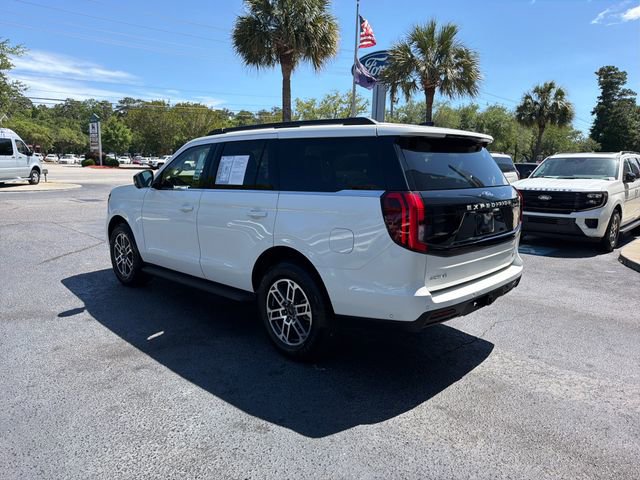 Certified 2025 Ford Expedition Active RWD image 5