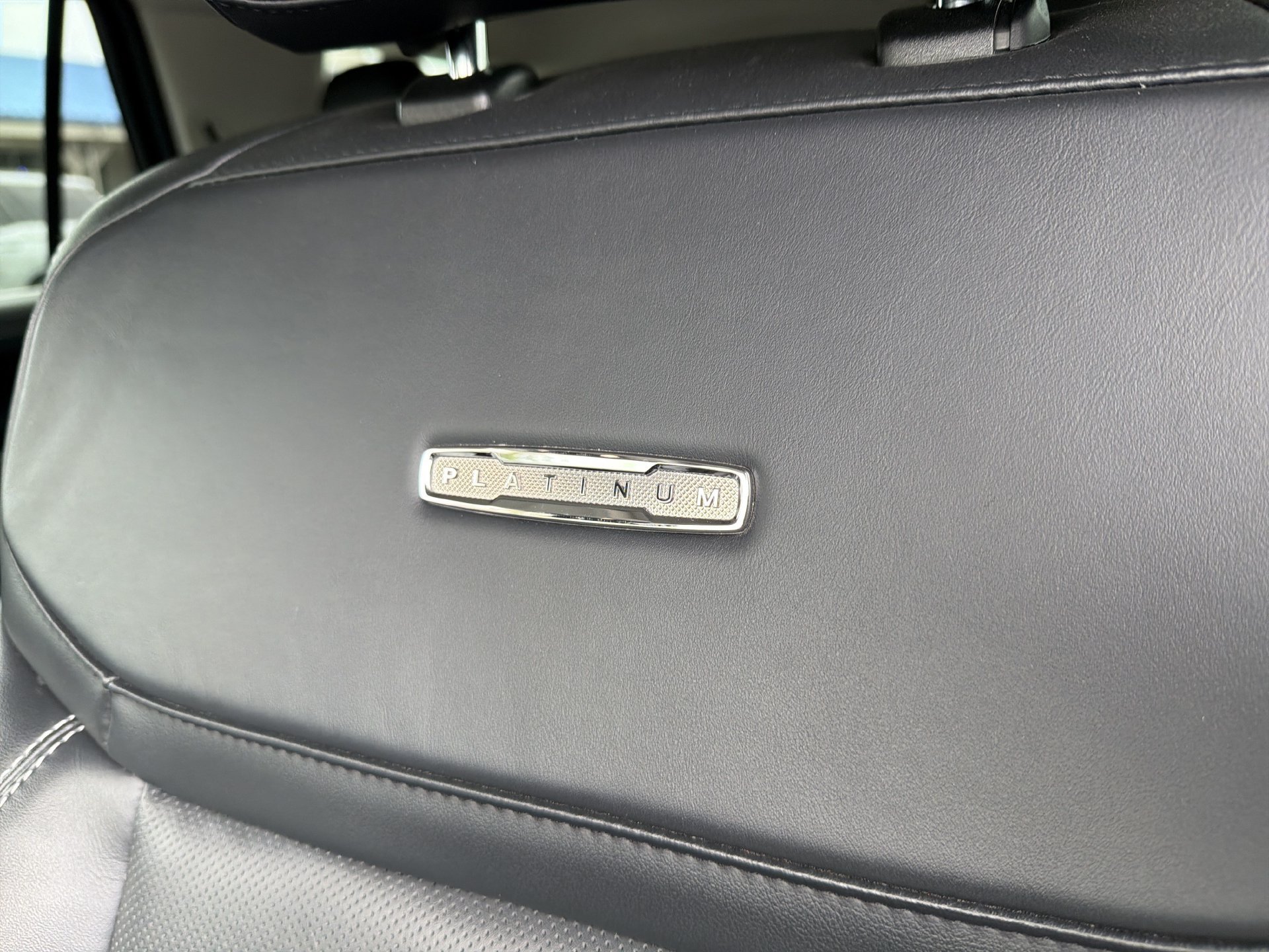 Certified 2025 Ford Expedition Platinum AWD/4WD image 24