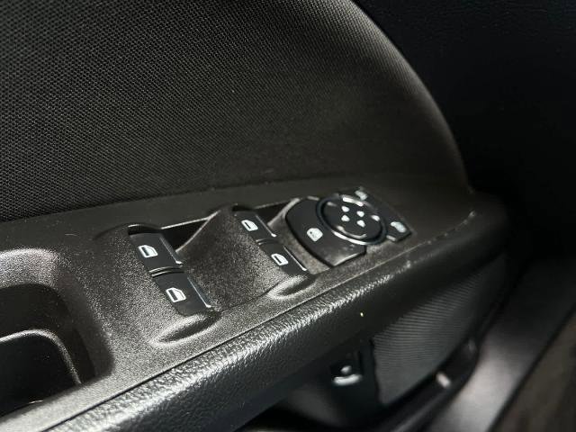 Certified 2020 Ford Fusion SE FWD image 17
