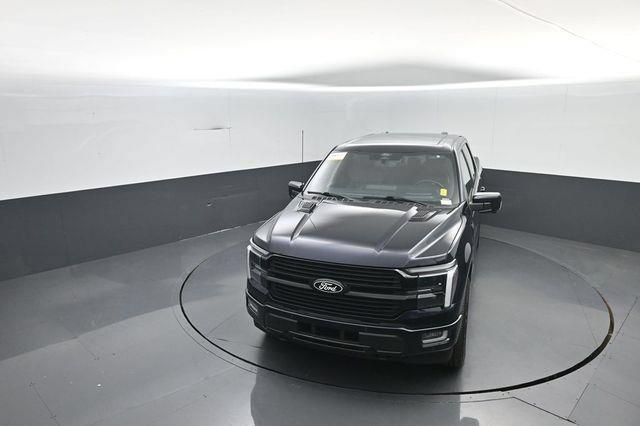 Certified 2025 Ford F150 Platinum w/ Equipment Group 702A High AWD/4WD image 31