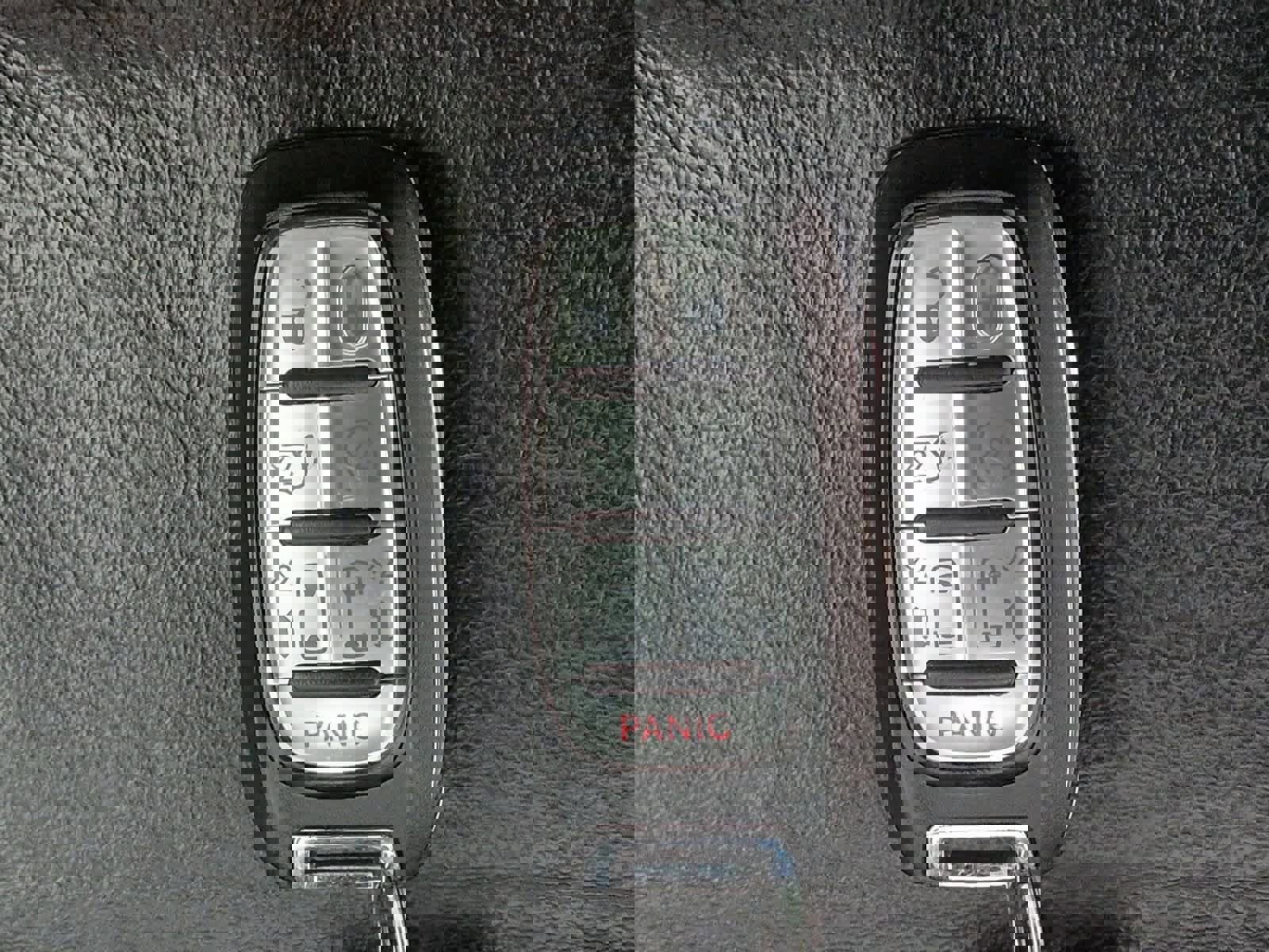 Used 2020 Chrysler Pacifica Touring-L Plus w/ Advanced Safetytec Group image 36