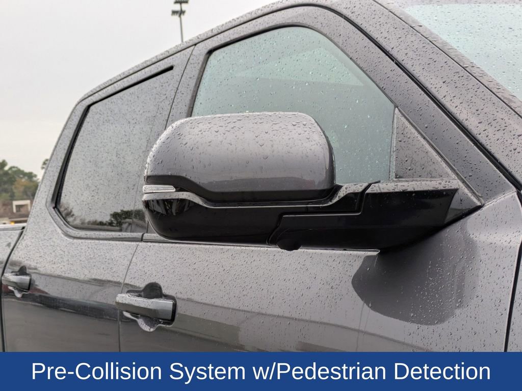 Used 2022 Toyota Tundra Platinum image 14