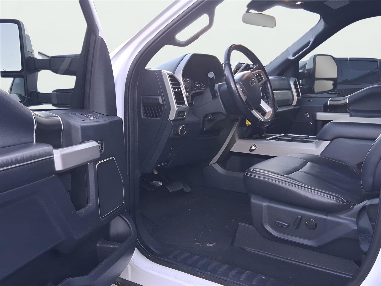 Certified 2022 Ford F250 4x4 Crew Cab Super Duty image 8
