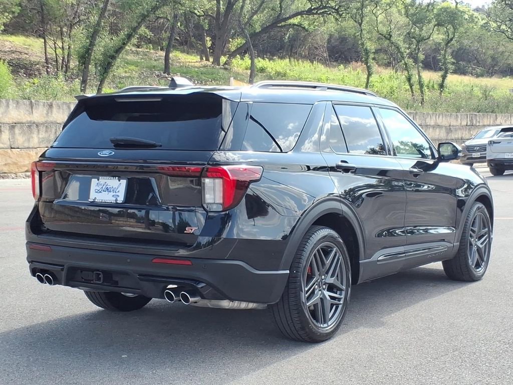 Certified 2025 Ford Explorer ST w/ Sun And Sound Package AWD/4WD image 10