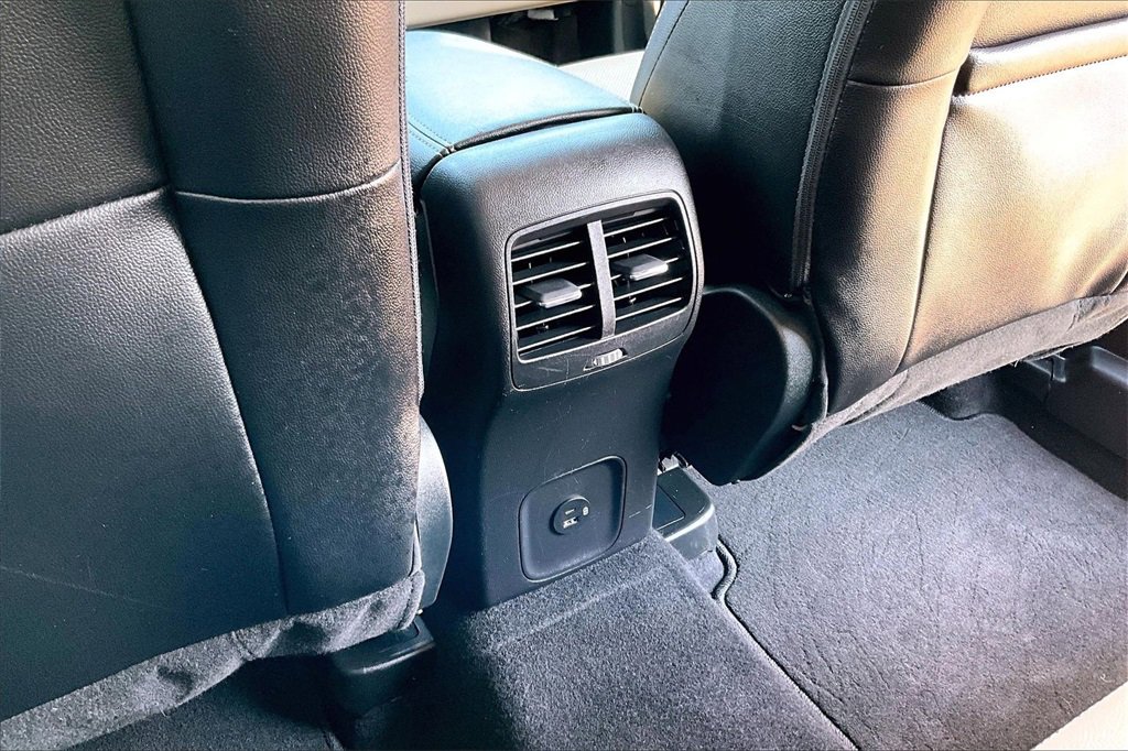 Certified 2022 Ford Escape SEL w/ Technology Package image 33