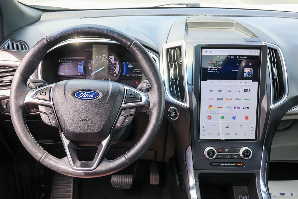 Certified 2021 Ford Edge Titanium w/ Equipment Group 301A AWD/4WD image 7