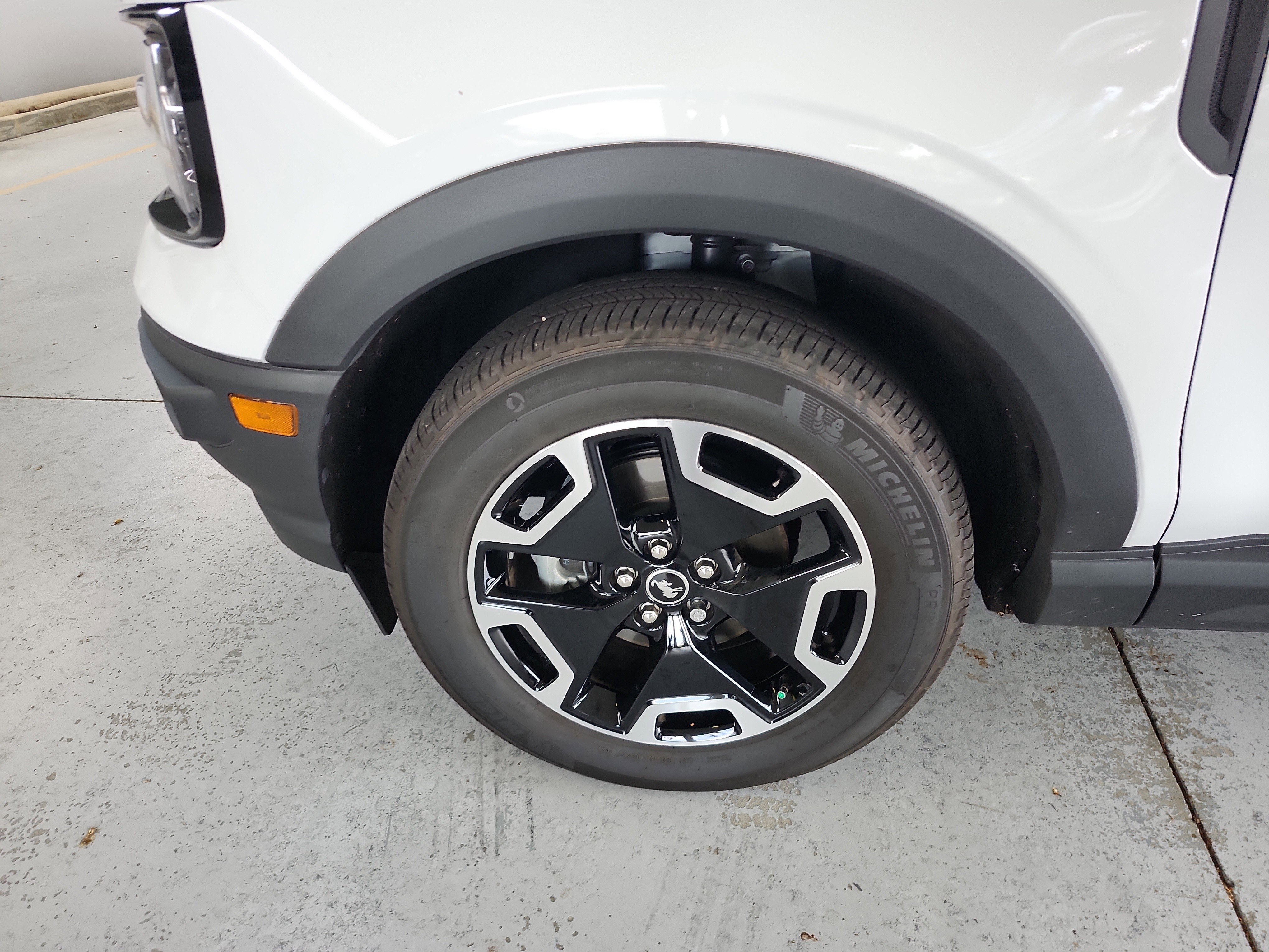 Certified 2024 Ford Bronco Sport Outer Banks w/ Tech Package image 9