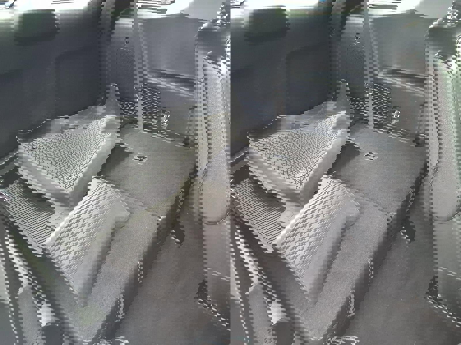 Certified 2023 Ford Explorer Limited w/ Limited Technology Package image 16