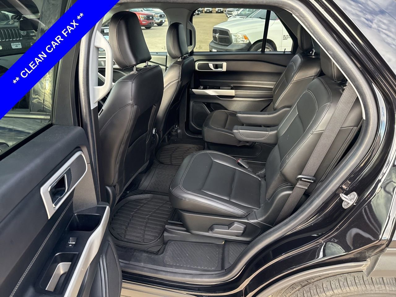 Certified 2022 Ford Explorer XLT w/ Equipment Group 202A image 11