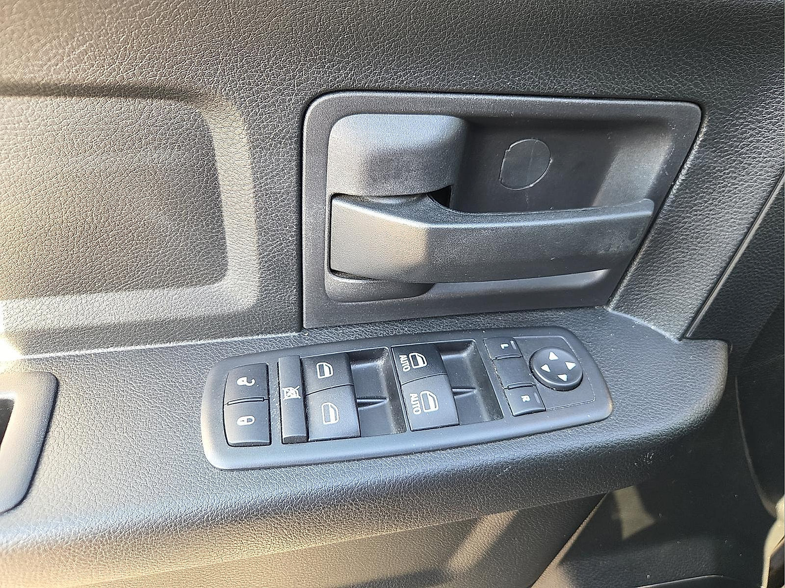 Used 2018 RAM 1500 Tradesman w/ Popular Equipment Group AWD/4WD image 13