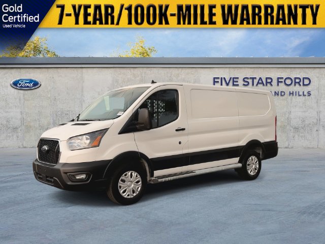 Certified 2025 Ford Transit 250 Low Roof w/ Exterior Upgrade Package RWD image 5