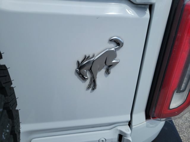 Certified 2025 Ford Bronco Outer Banks AWD/4WD image 5