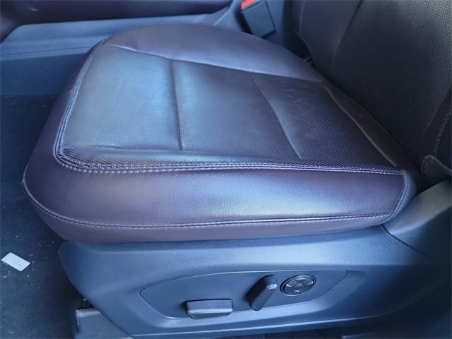 Certified 2025 Ford Explorer Platinum image 22