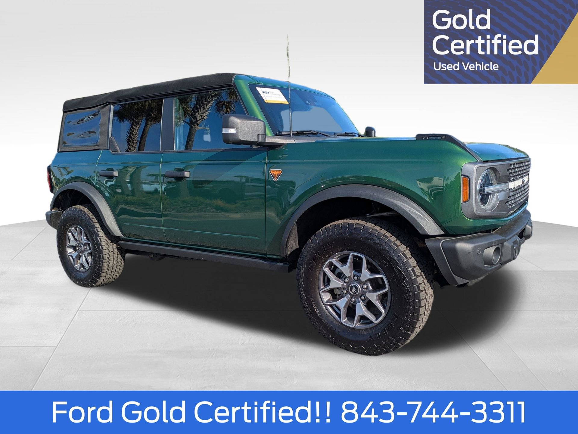Certified 2023 Ford Bronco Badlands AWD/4WD image 1