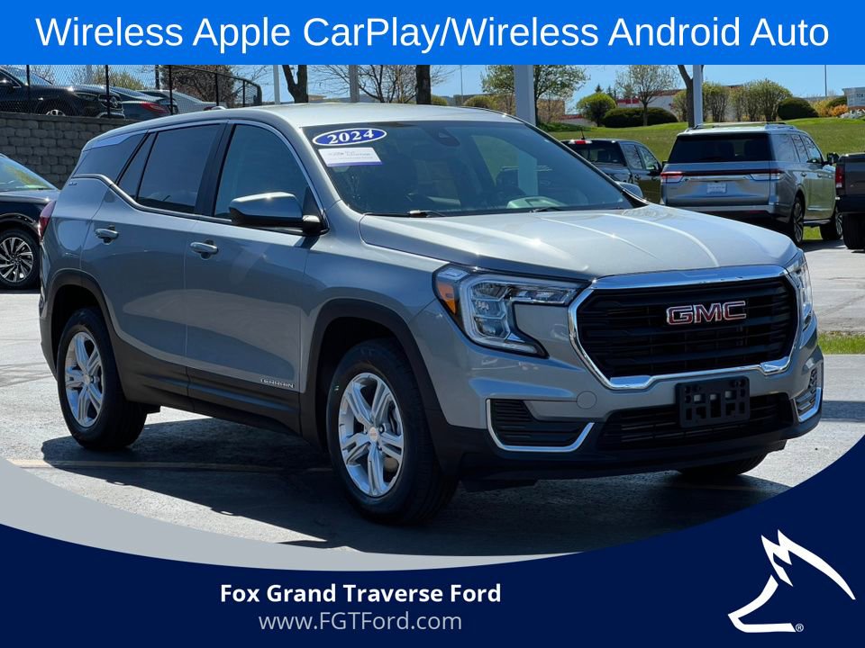 Used 2024 GMC Terrain SLE AWD/4WD image 34