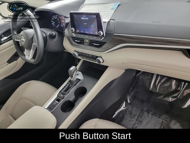 Used 2025 Nissan Altima 2.5 SV AWD/4WD image 20