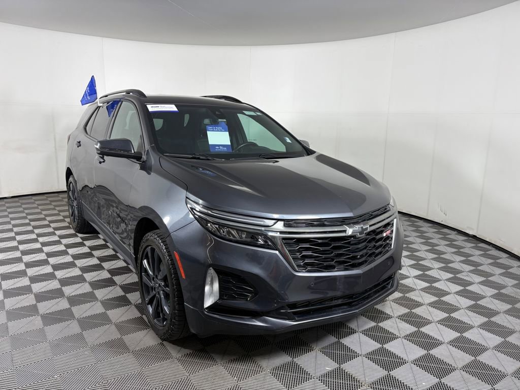 Used 2022 Chevrolet Equinox RS w/ RS Leather Package image 6
