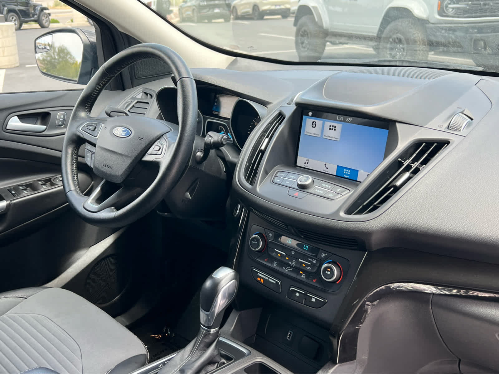 Certified 2019 Ford Escape SE AWD/4WD image 20