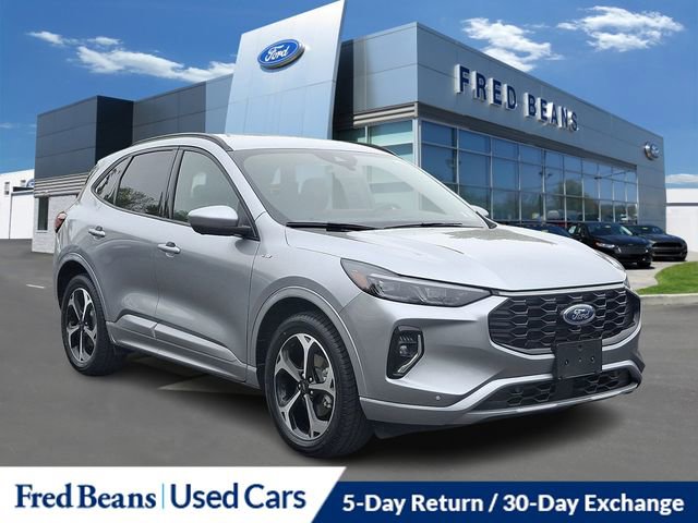 Certified 2023 Ford Escape ST-Line Elite w/ Class II Trailer Tow Package
