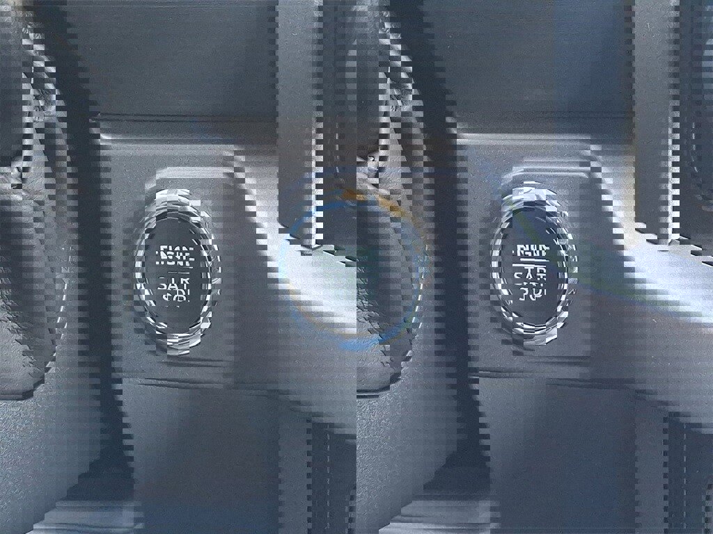 Certified 2025 Ford F150 XLT w/ Equipment Group 302A MID image 25