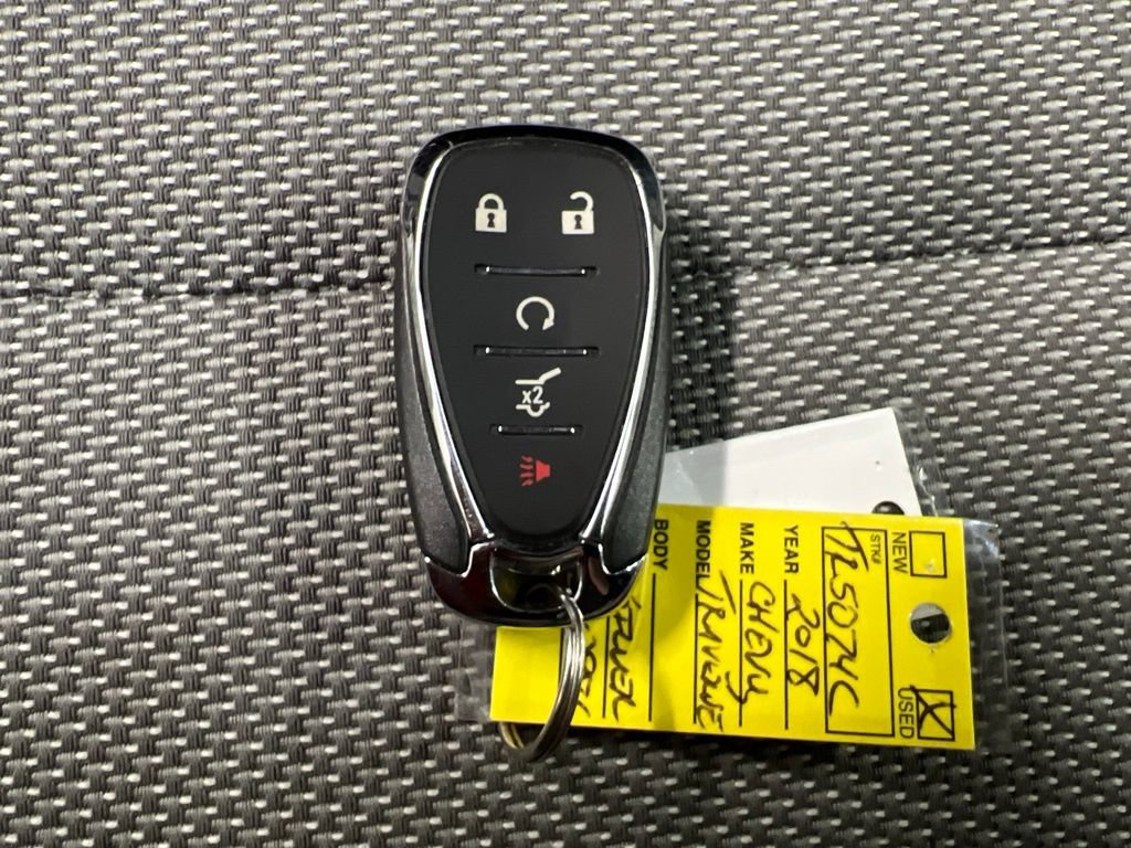 Used 2018 Chevrolet Traverse LT FWD image 37