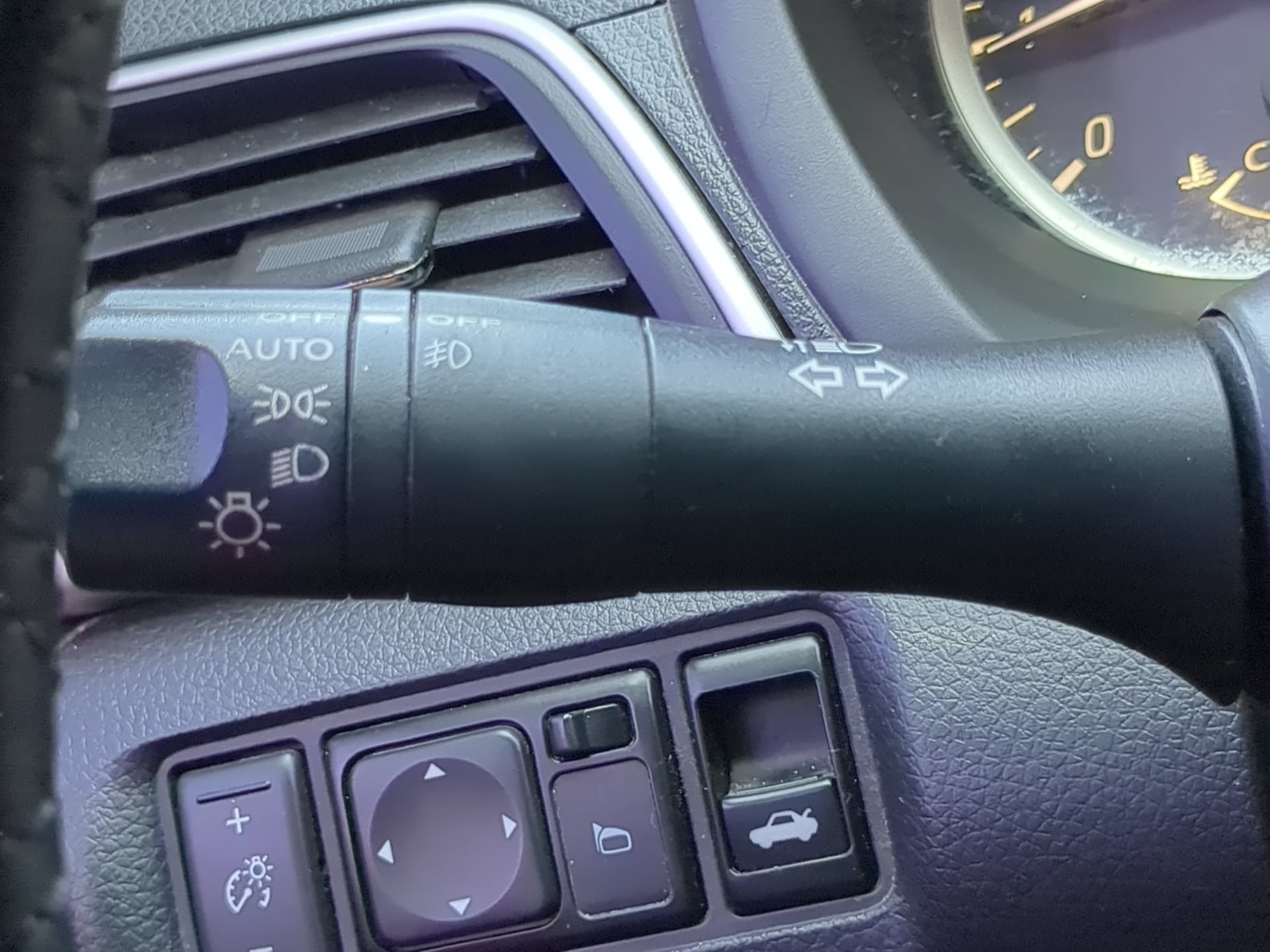 Used 2019 Nissan Sentra SR FWD image 62