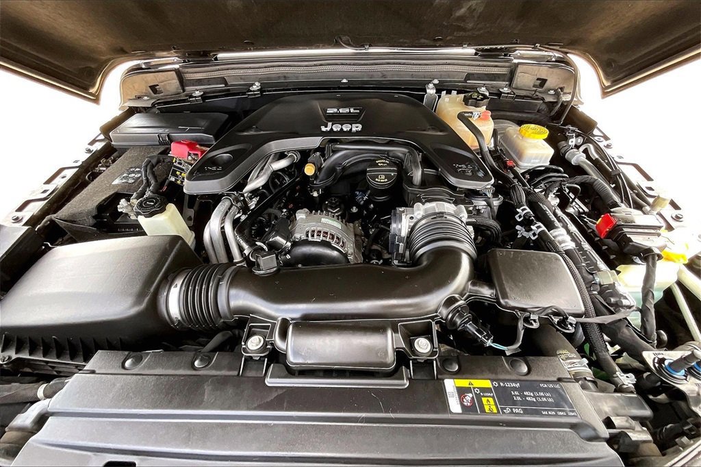 Used 2020 Jeep Wrangler Unlimited Sport image 30