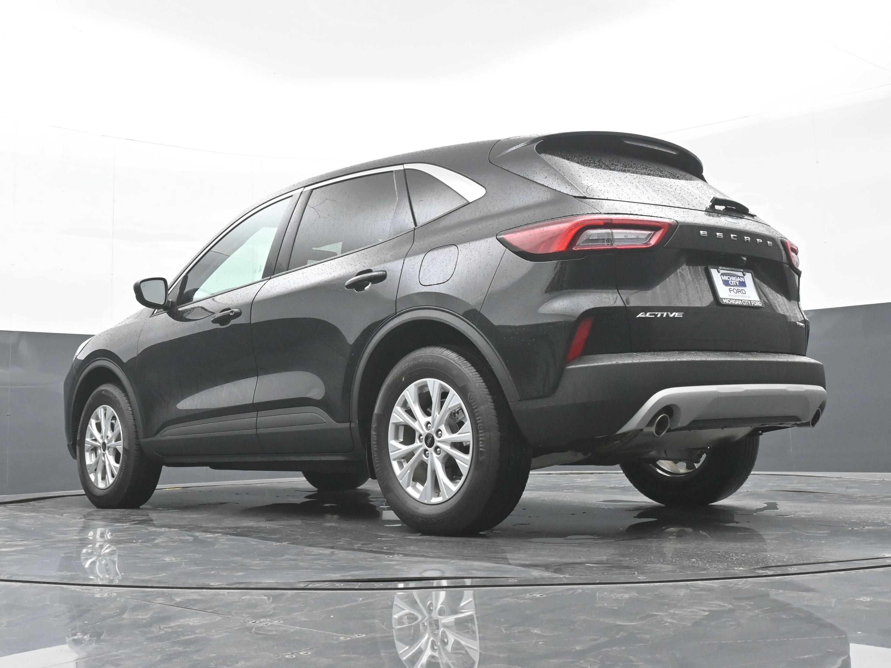Certified 2024 Ford Escape Active AWD/4WD image 37