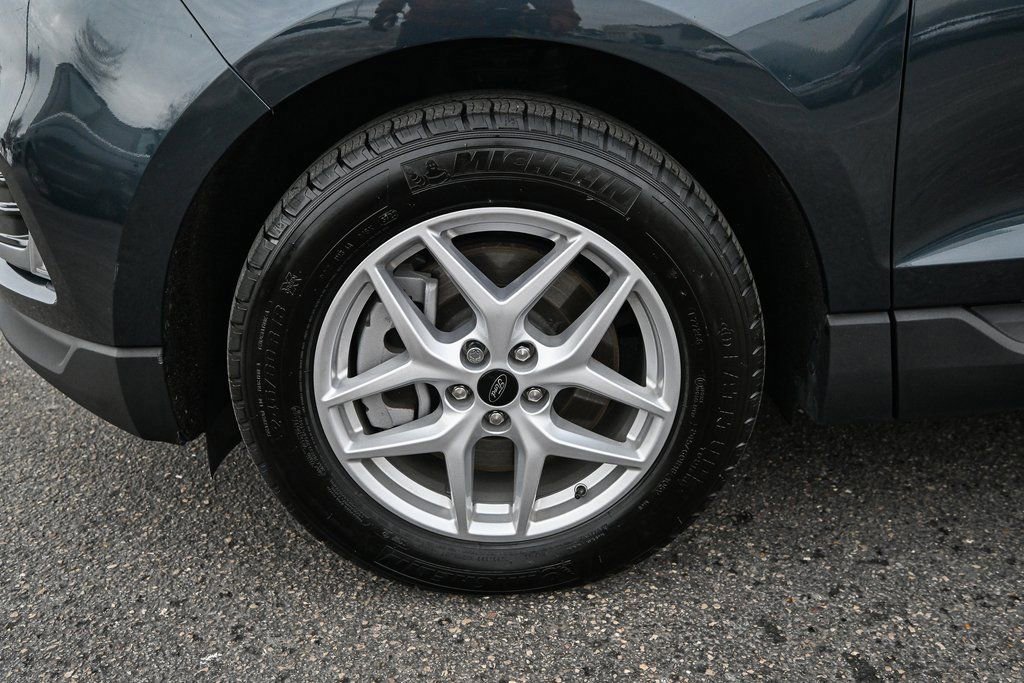 Certified 2024 Ford Edge SEL w/ Convenience Package image 15