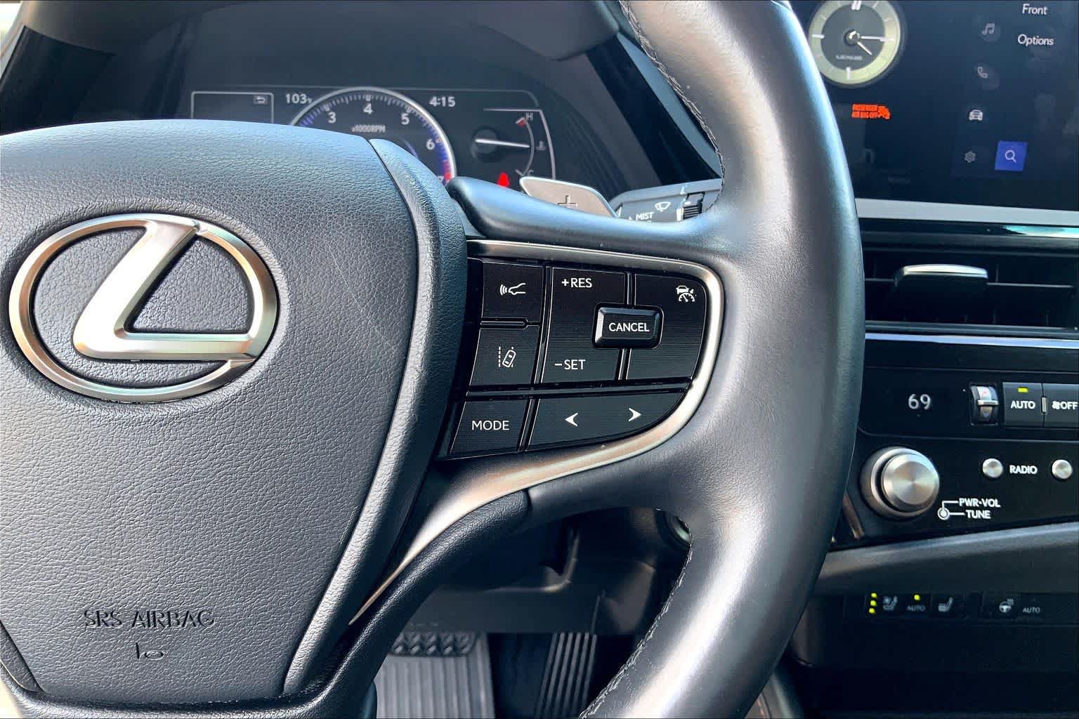 Used 2025 Lexus ES 350 w/ Premium Package FWD image 24
