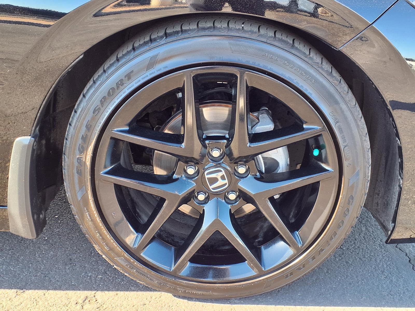 Used 2025 Honda Civic Sport image 9