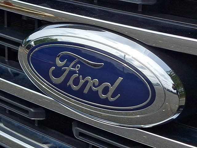 Certified 2022 Ford F150 XLT w/ Equipment Group 302A High AWD/4WD image 40