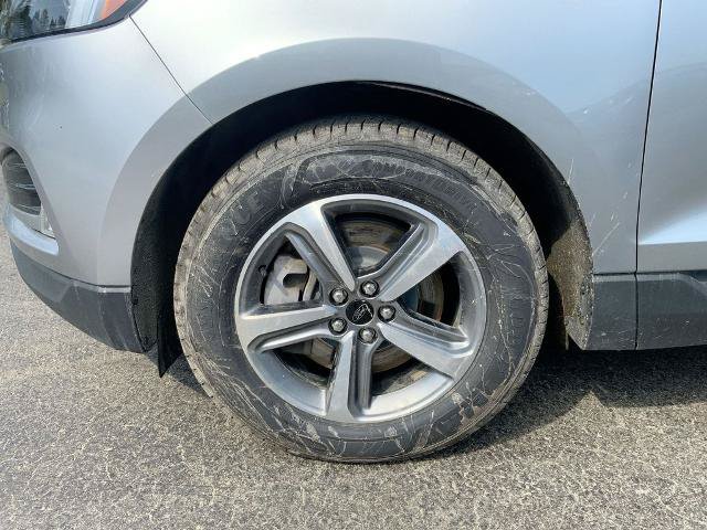 Certified 2024 Ford Edge SEL w/ Convenience Package AWD/4WD image 10