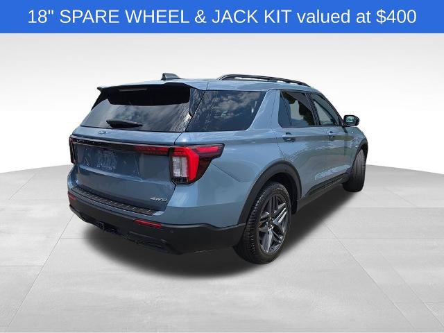 Certified 2025 Ford Explorer ST-Line w/ Premium Package AWD/4WD image 9