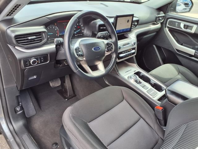 Certified 2023 Ford Explorer XLT image 4
