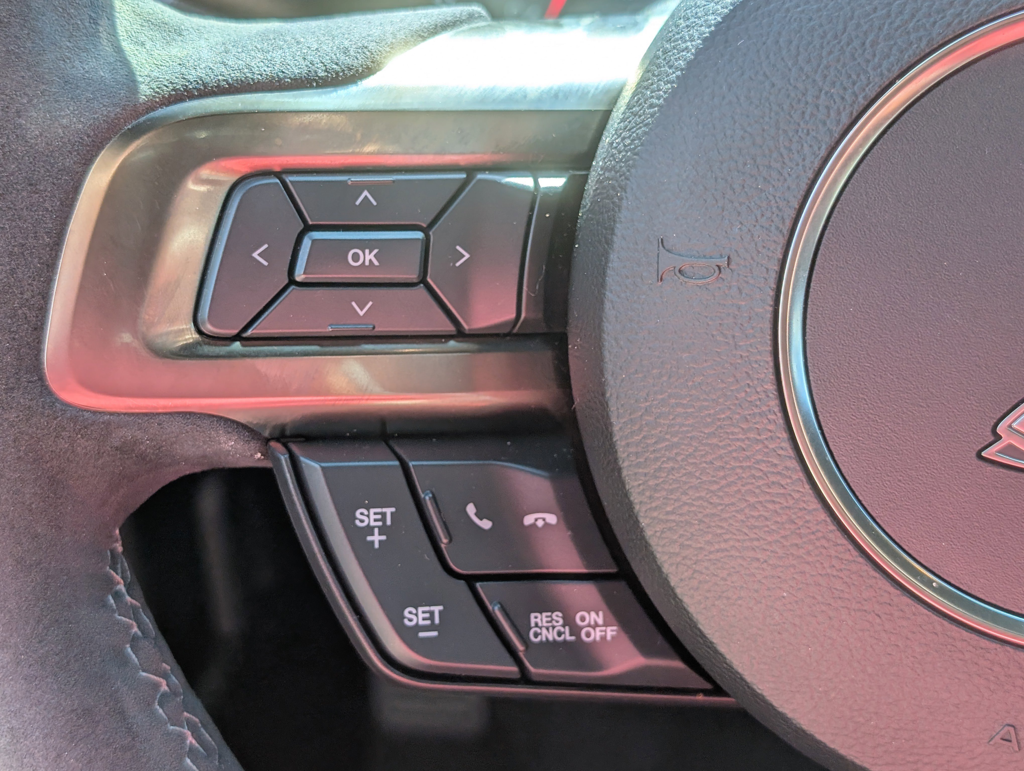 Certified 2020 Ford Mustang Shelby GT350 w/ Technology Package image 19