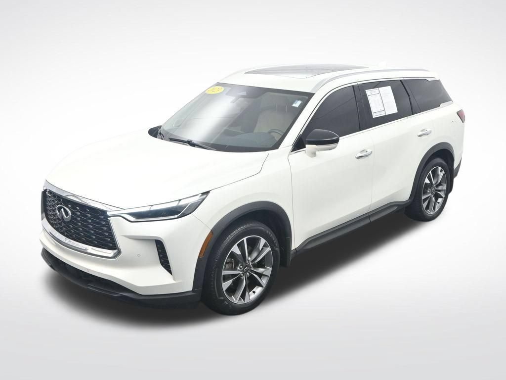 Used 2023 INFINITI QX60 Luxe w/ Performance Audio Package FWD image 32