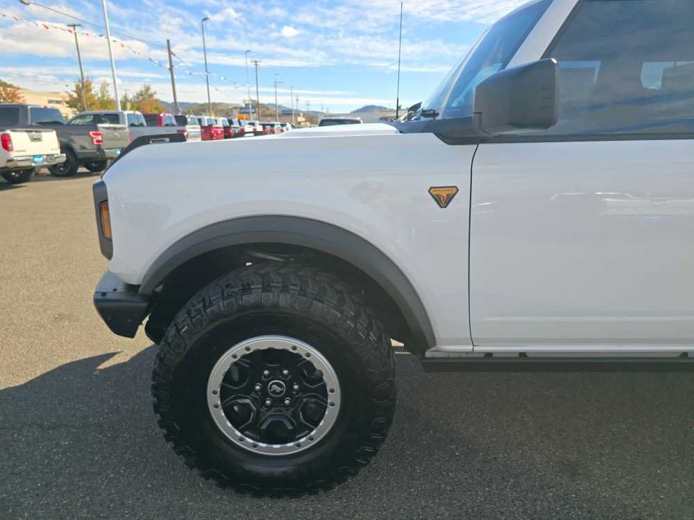Certified 2022 Ford Bronco Badlands w/ Sasquatch Package AWD/4WD image 19