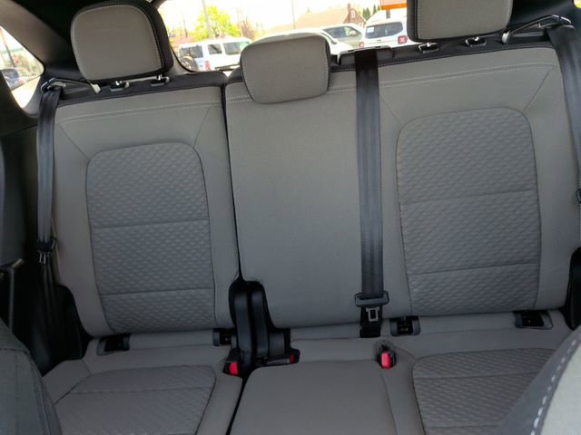 Certified 2022 Ford Escape SE w/ Cold Weather Package AWD/4WD image 8