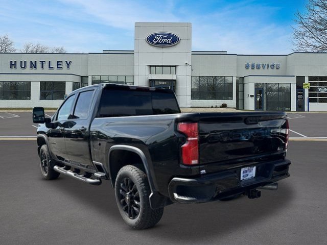 Used 2025 Chevrolet Silverado 2500 LTZ w/ Trail Boss Package AWD/4WD image 5