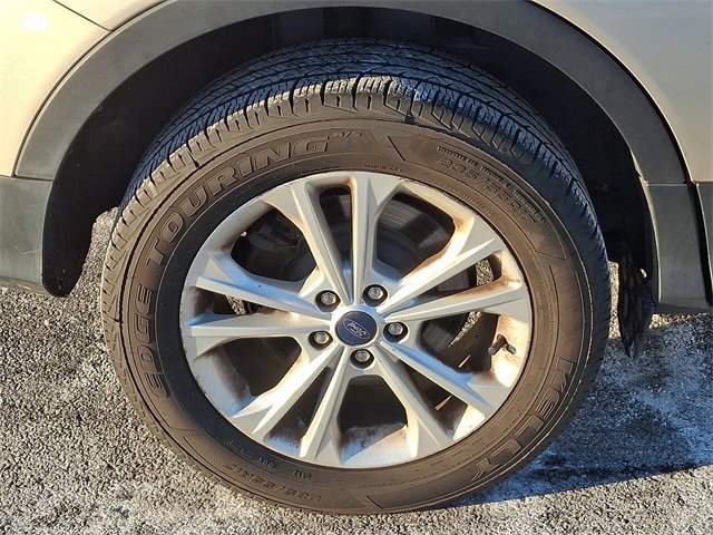 Certified 2018 Ford Escape SE w/ Ford Safe & Smart Package image 8