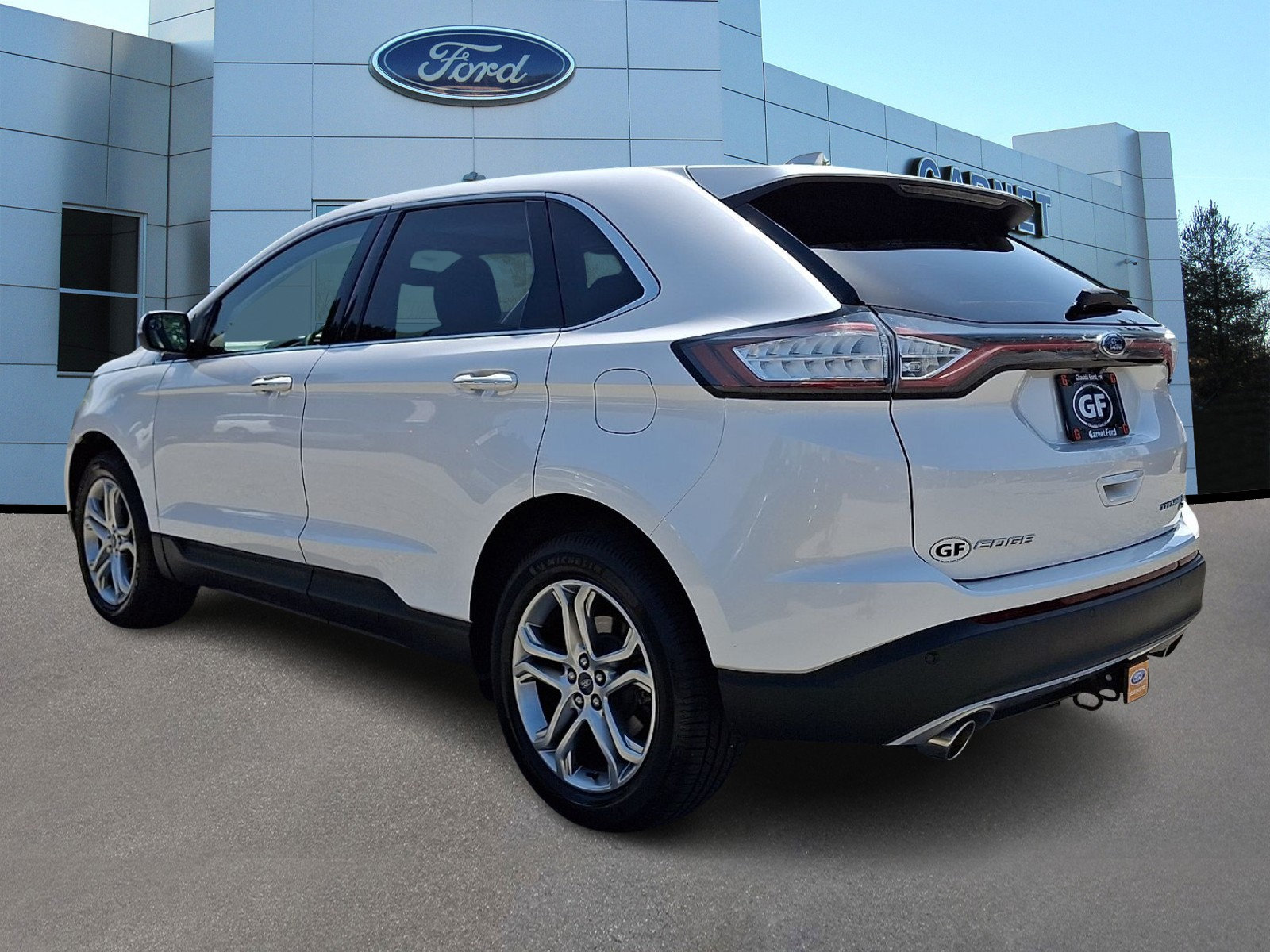 Certified 2018 Ford Edge Titanium w/ Equipment Group 301A AWD/4WD image 5