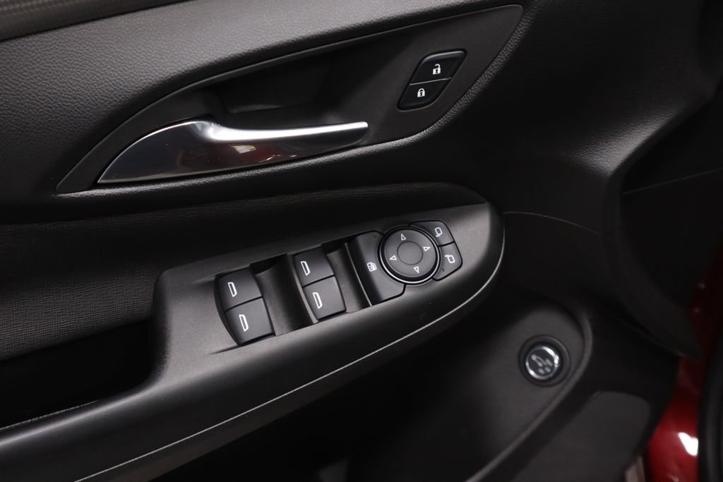 Used 2025 Buick Envista Avenir FWD image 20