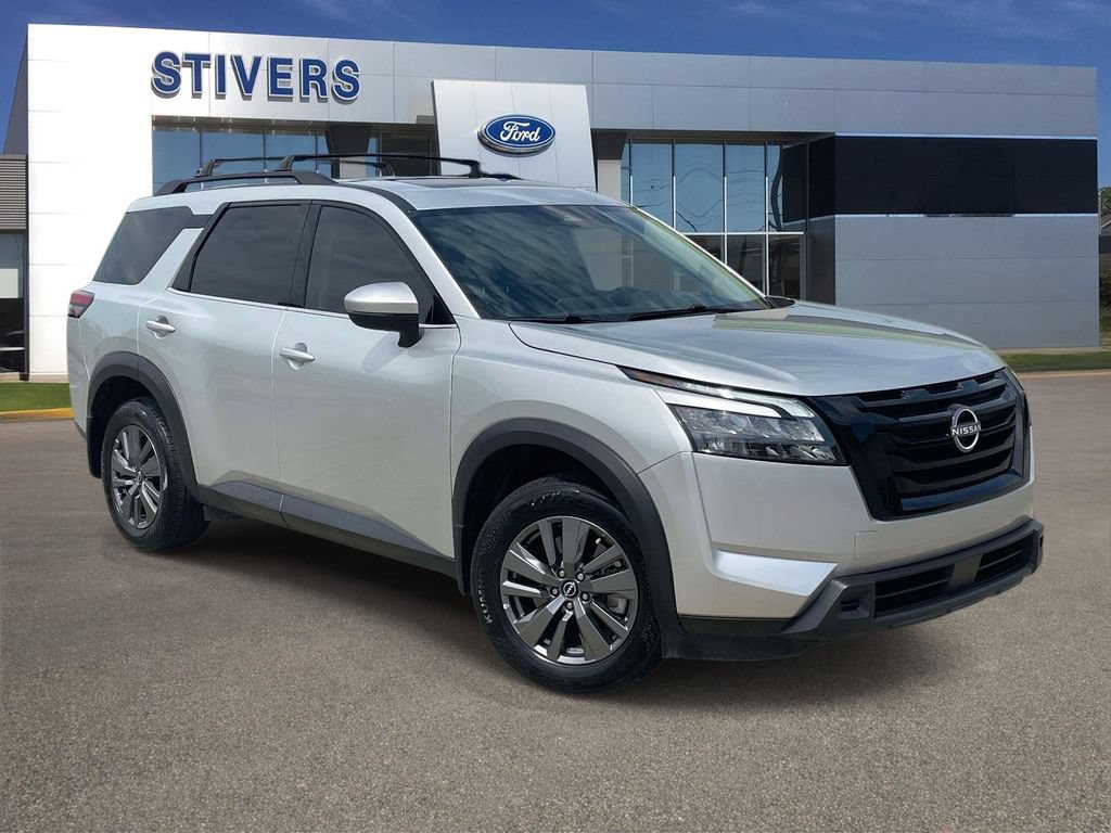 Used 2024 Nissan Pathfinder SV w/ SV Premium Package FWD video 1