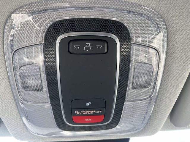 Used 2025 Hyundai Kona SEL AWD/4WD image 25