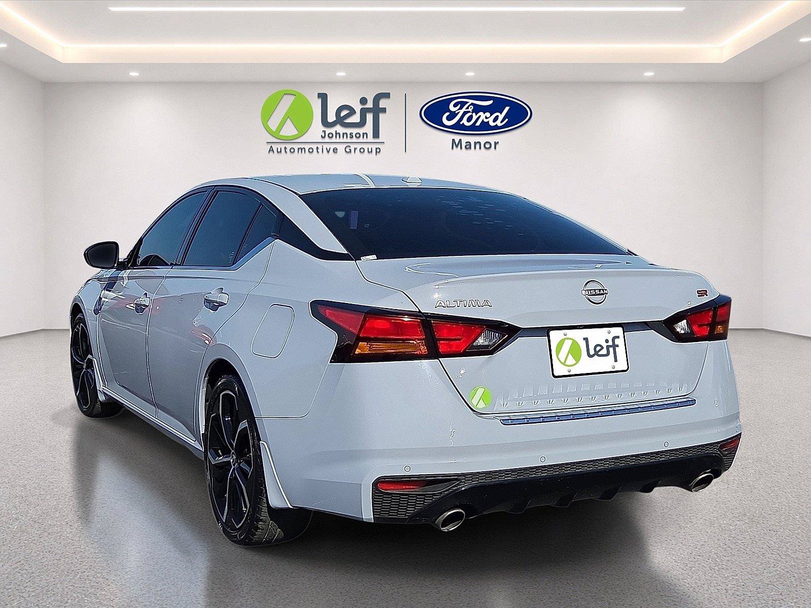 Used 2023 Nissan Altima 2.5 SR FWD image 5